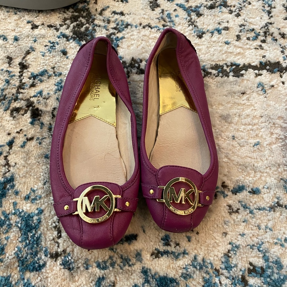 Michael kors flats
